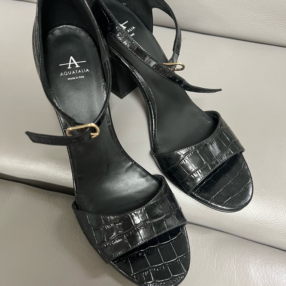 NWOT Women's Aquatalia Calley Black Sandal size 10.5